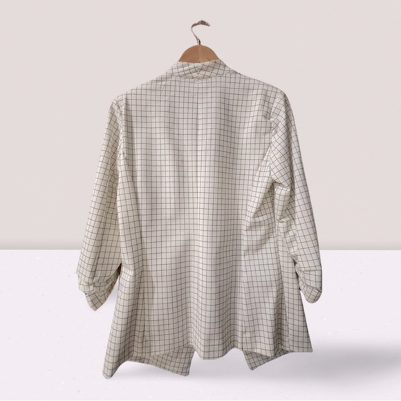 Ruched Cuff, Black Grid Pattern, Shoulder-padded Open Blazer - Picture 5 of 5